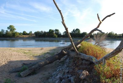 en cano&eacute; sur la loire..